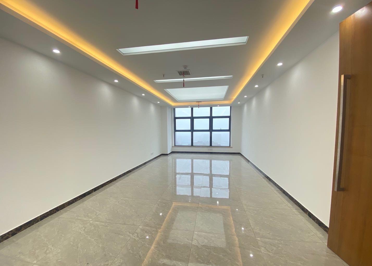 经开区精装电梯口