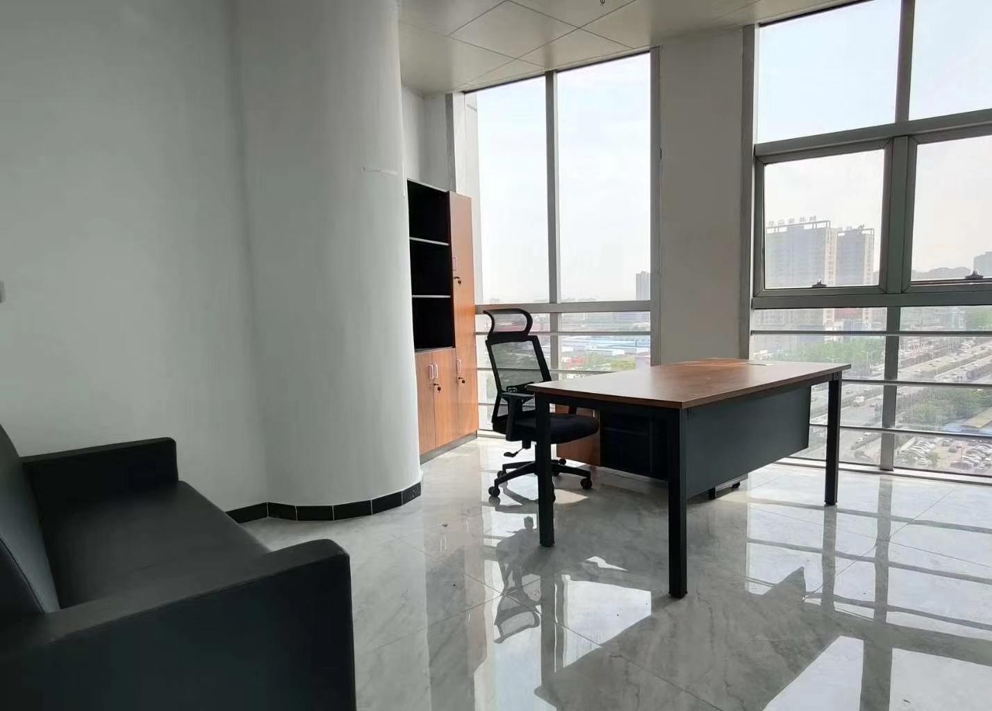 经开区全新装修可配家具