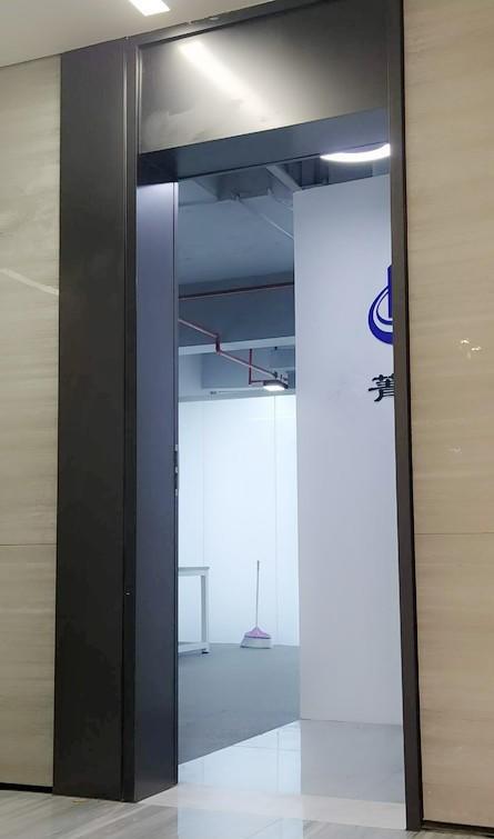 政务区精装家具齐全