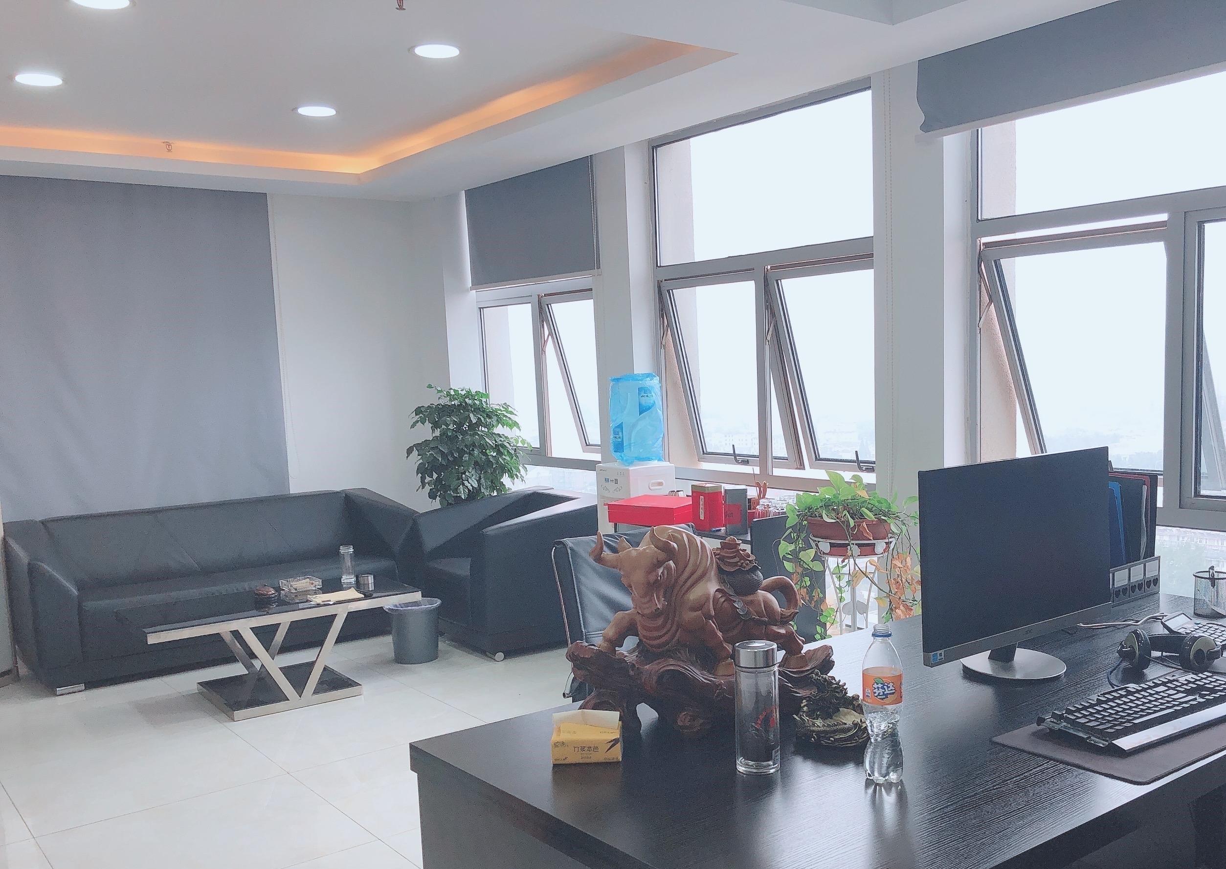 瑶海区精装市中心地段交通便利