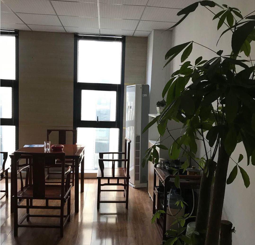 新站区精装带家具