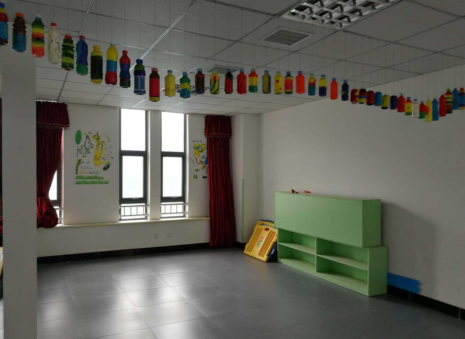 高新区精装交通便利