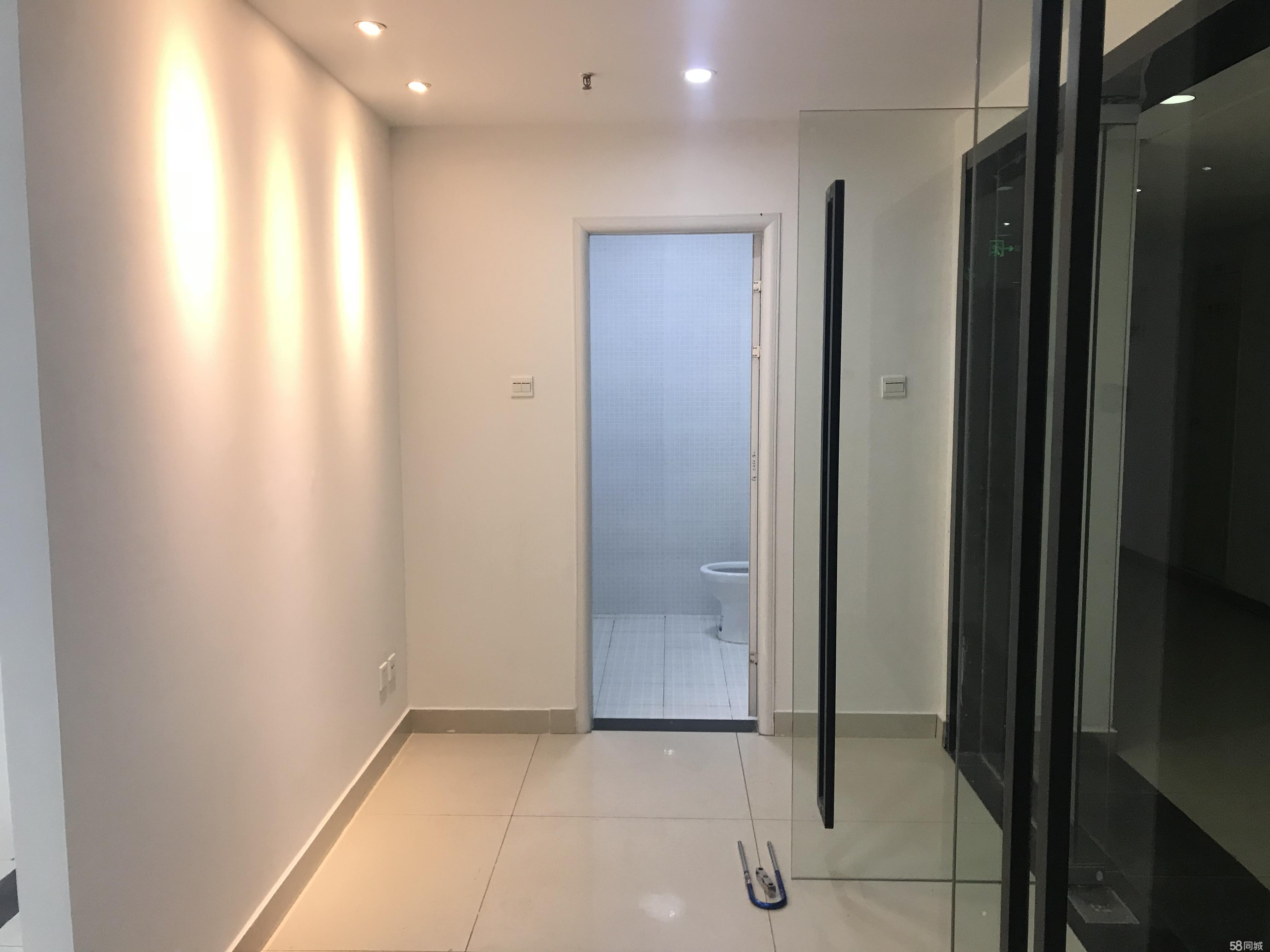 蜀山区豪装电梯口