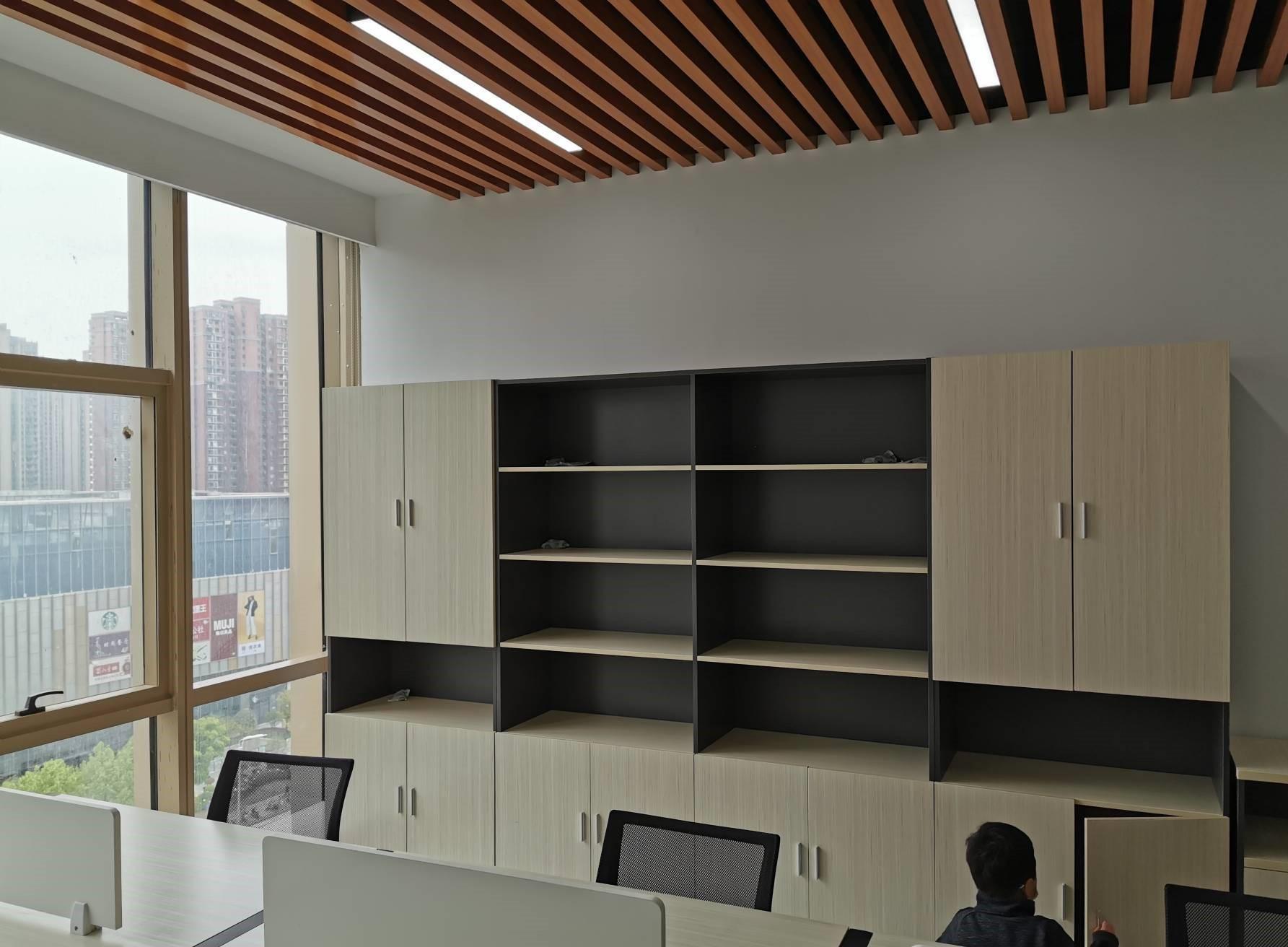 滨湖新区精装朝南带家具