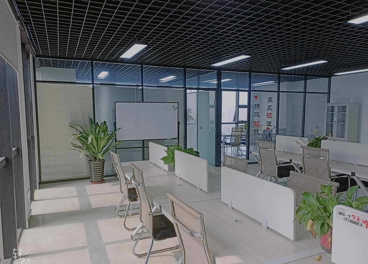 瑶海区精装边户双面采光随时看房