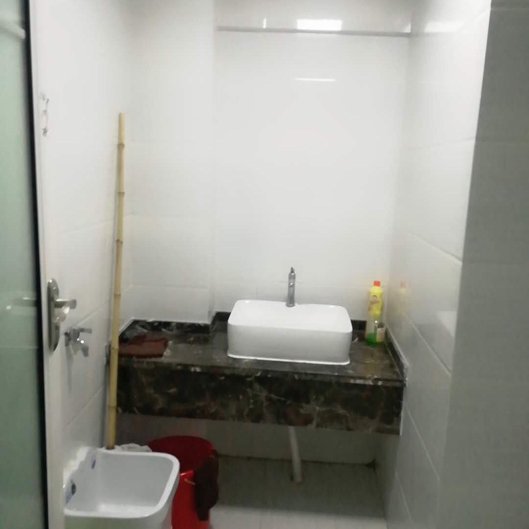 经开区精装毗邻地铁靠近大学城