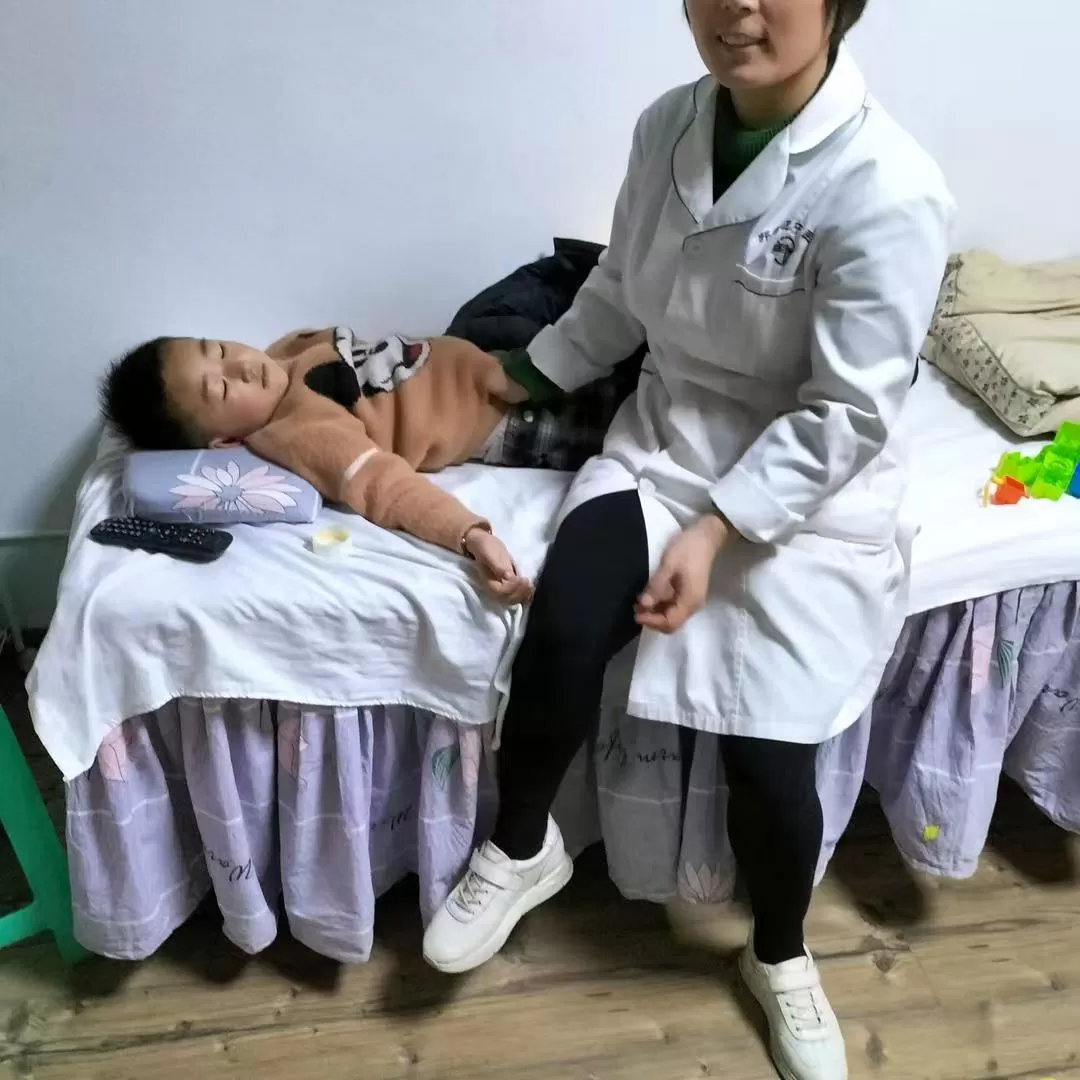 持证高级推拿师·15年经验·上门理疗